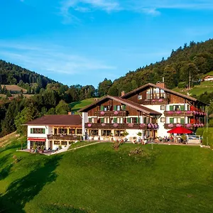 מלון Alpenhotel Denninglehen, ברכטסגאדן